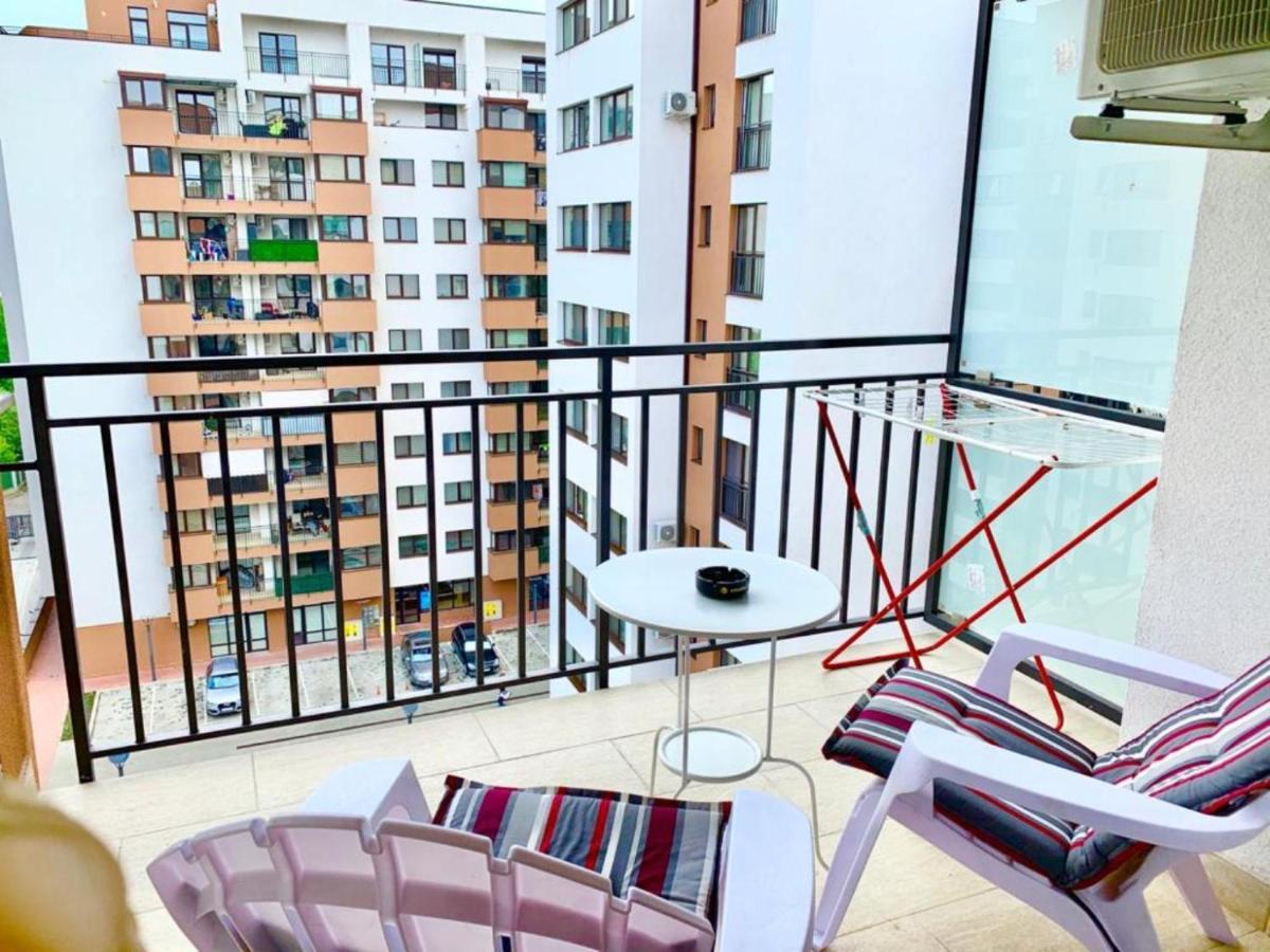 Big & Cosy Apartment With 3 Double Beds & 2 Bathrooms Iasi Luaran gambar
